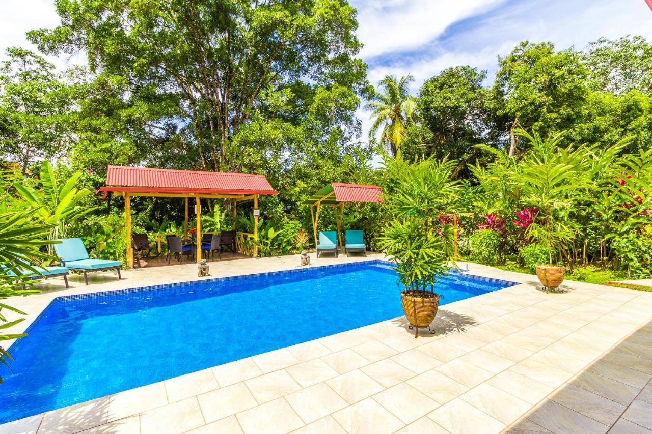 Hotel El Mono Feliz Ojochal Kültér fotó